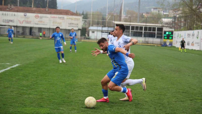 TFF 2. Lig: Belediye Derincespor: 2 - Ankara Demirspor: 2