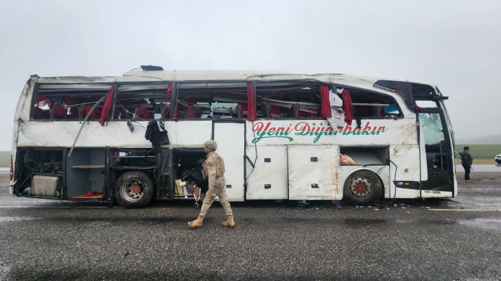 Diyarbakır'da devrilen yolcu otobüsünde acı detay, 1'i bebek 5 ölü, 23 yaralı